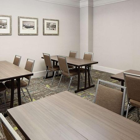 Hampton Inn Louisville Downtown Eksteriør bilde