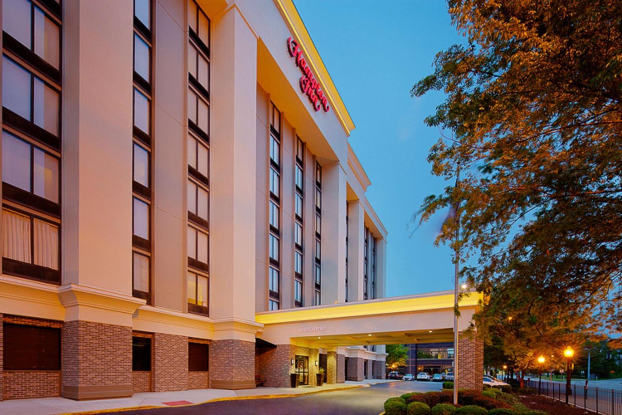 Hampton Inn Louisville Downtown Eksteriør bilde