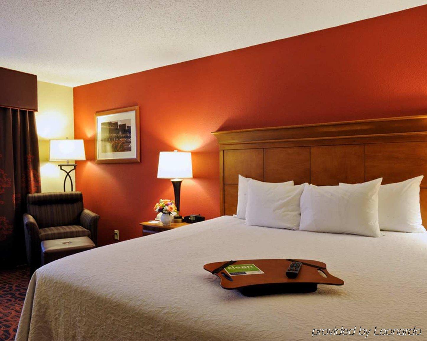 Hampton Inn Louisville Downtown Rom bilde