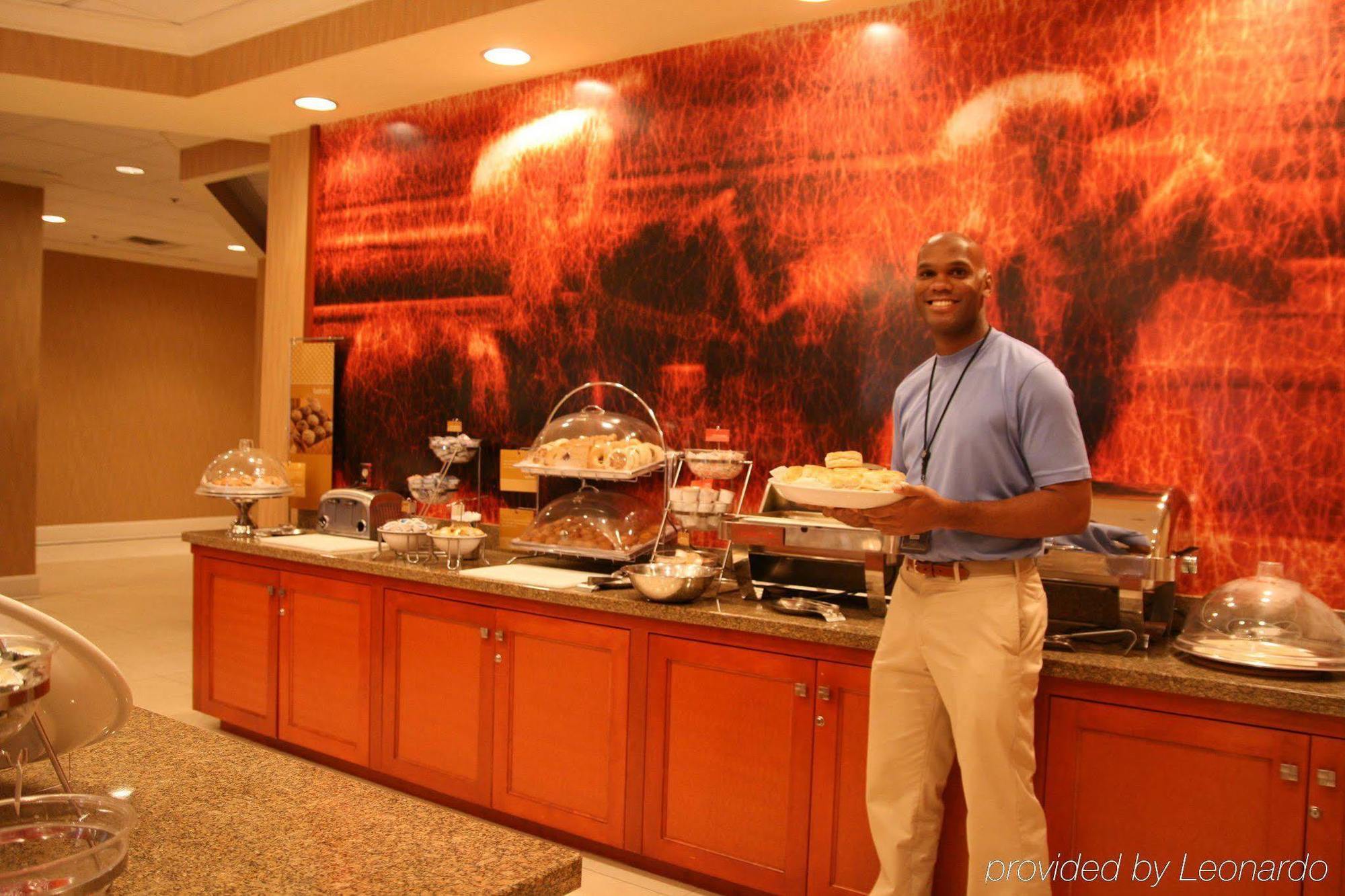 Hampton Inn Louisville Downtown Restaurant bilde