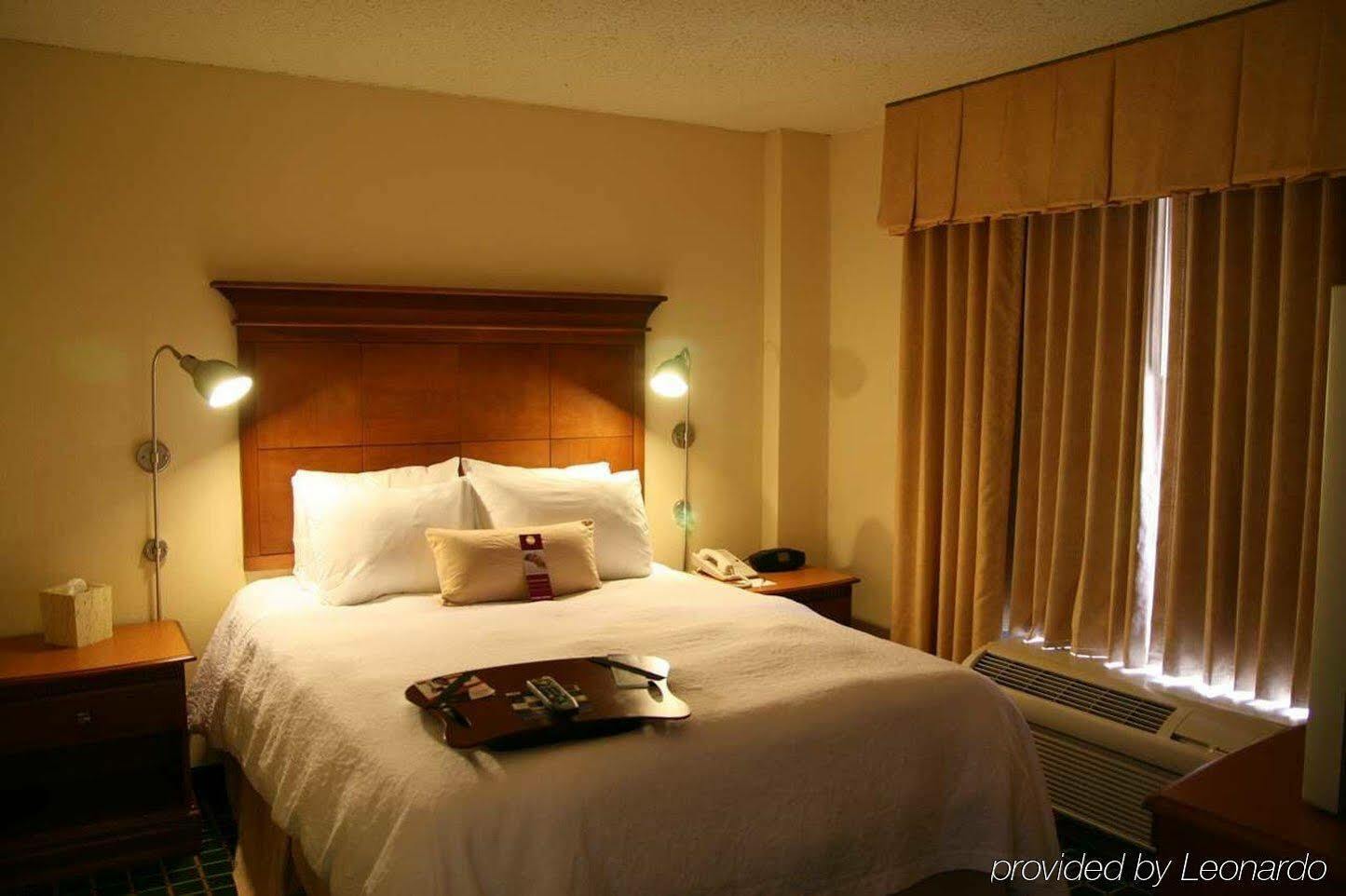 Hampton Inn Louisville Downtown Eksteriør bilde